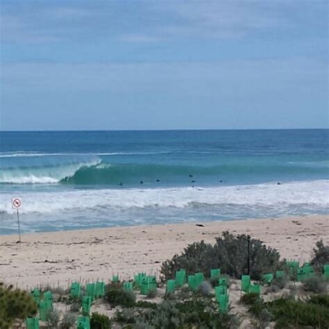 Scarborough Beach Surf Photo by Chris slaughter | 11:57 am 10 Mar 2014