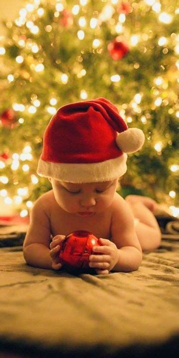 Pin By Linda Paredes On Baby Love Baby Christmas Photos Christmas