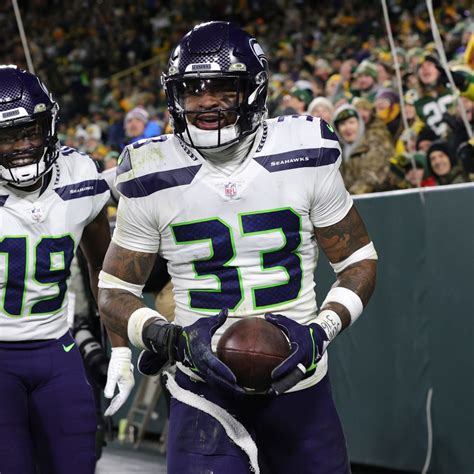 Jamal Adams Expected To Return To Seahawks Practice In Cast Despite