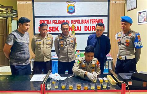 Duh Belasan Personel Polisi Kotabaru Mendadak Dites Urine Ini