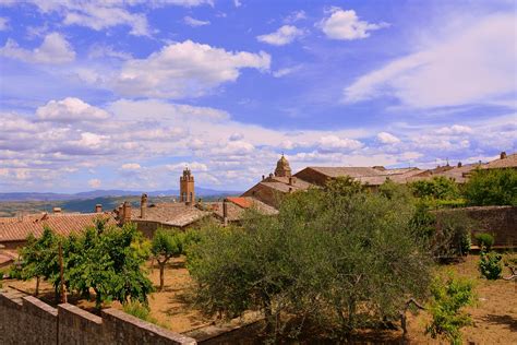 Montalcino - Great Tours of Italy