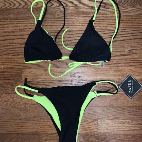 5 Hot Sexy Joelle Aani Bikini Pics