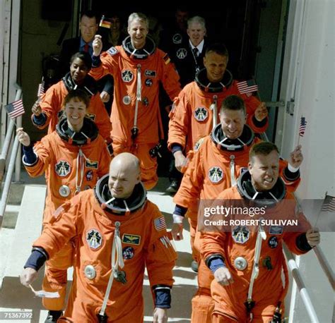 Us Space Shuttle Crew 04 Photos and Premium High Res Pictures - Getty Images