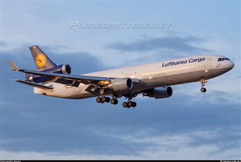 D ALCB Lufthansa Cargo McDonnell Douglas MD 11F Photo by Māuruuru ID