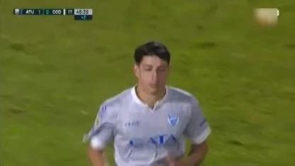 Atlético Tucumán vs Godoy Cruz el remate de Gonzalo Abrego