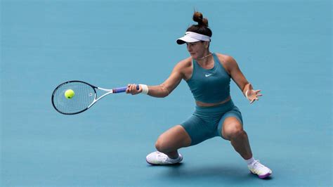 U S Open Champ Andreescu Outlasts Raducanu At Miami Open Miami