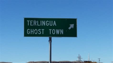 Terlingua ville fantôme Panneaux Texas États Unis Routard