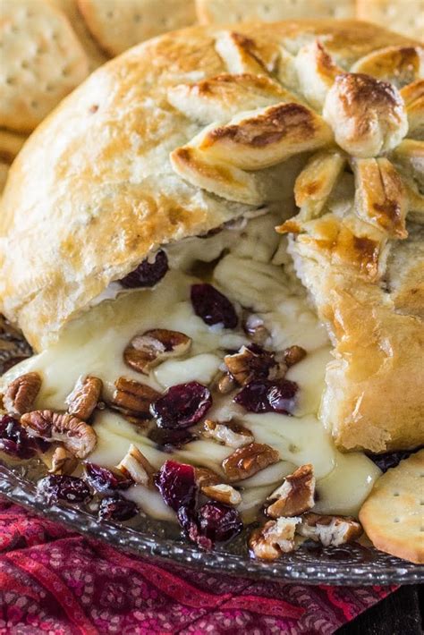 Baked Brie En Croute Olivias Cuisine