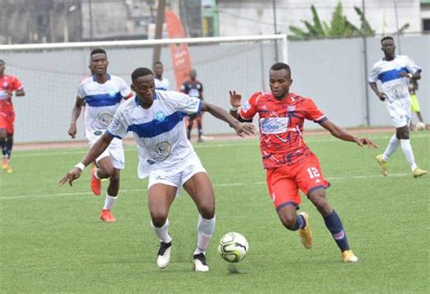 Football Ligue Re J Le Stade D Abidjan Et Bouak Fc Se