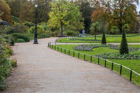 Princess Diana Memorial walk - London Parks walks - London walks