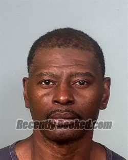 Recent Booking Mugshot For Alexander Lyston Pinkney In Manatee County