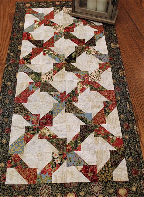 Make a Charming Lattice Runner for Your Table - Quilting Digest in 2022 ...