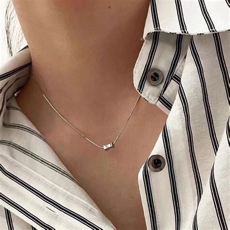 Adjustable Bow Choker Necklace Fashionable Bowknot Pendant Neckchain