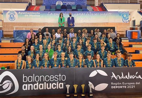 Andaluc A Logra Los Dos Oros Del Cuadro Masculino Y Se Queda Con La