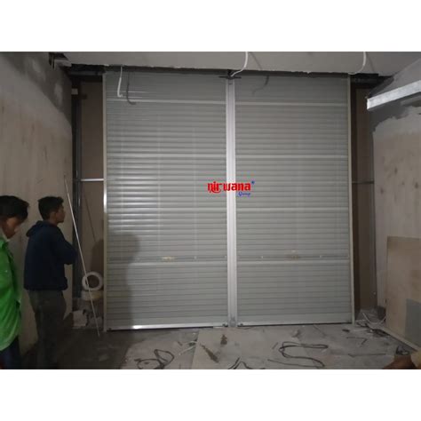 Pemasangan Rolling Door One Sheet Full Perforated Di Oneda Solo Square