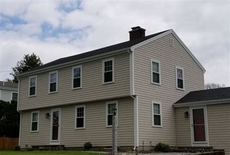 Mastic Cedar Discovery Vinyl Siding And Harvey Windows Dartmouth Ma Contractor Cape Cod Ma And Ri