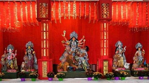 Kallol of New Jersey celebrated its first Durga Puja in the US in 1977