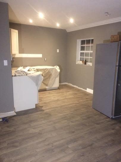 Pergo Xp Southern Grey Oak 10 Mm T X 614 In W X 4724 In L Laminate Flooring 1612 Sq Ft