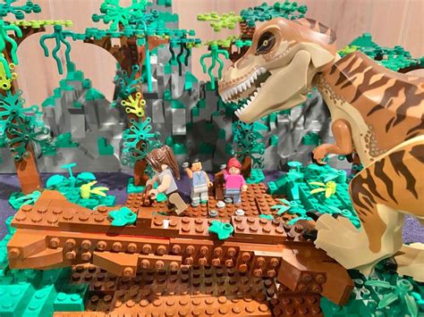 Rexy On The Hunt Lego Camp Cretaceous Showcase Youtube In 2021 Malen