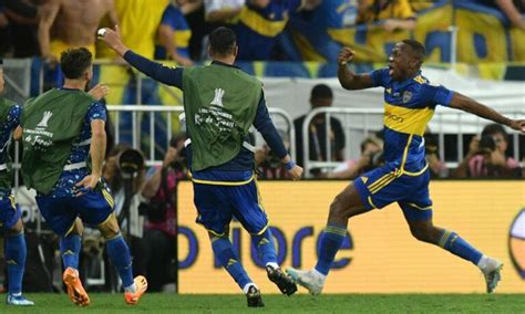 Luis Adv Ncula Marca Un Golazo En La Final De La Copa Libertadores Boca