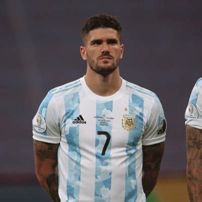 Rodrigo De Paul fue elegido como el más lindo del Mundial Qatar 2022