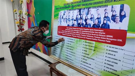 Penandatanganan Komitmen Bersama Dan Pakta Integritas Tahun