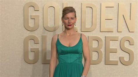 Sandra Hüller Emily Blunt David Oyelowo pose at Golden Globes YouTube