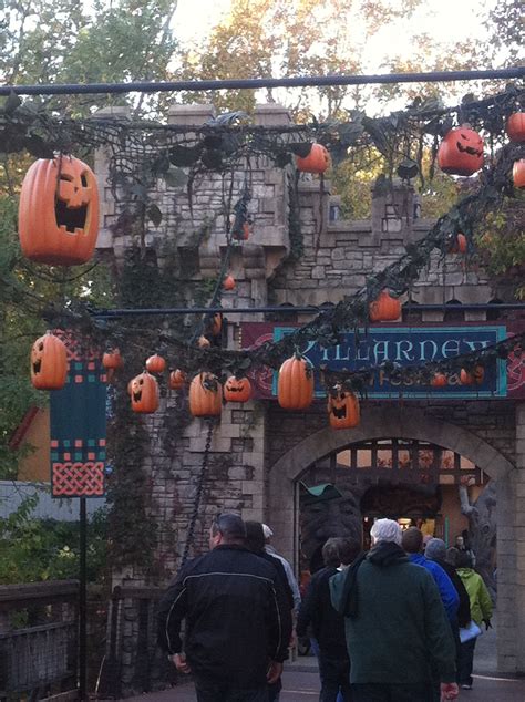 Busch Gardens Halloween Williamsburg – Beautiful Flower Arrangements ...