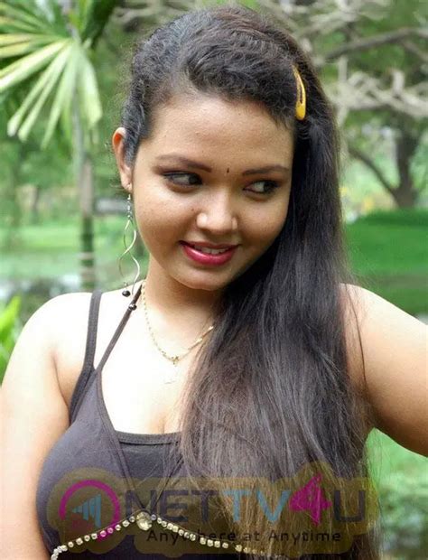 Actress Spicy Photos Latest Hot Images Galleries HD Images