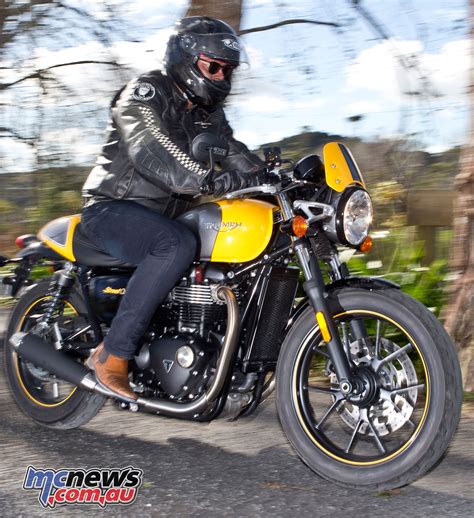 2017 Triumph Street Cup Review Mcnews