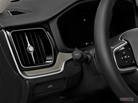 2024 Volvo V60: 178 Interior Photos | U.S. News