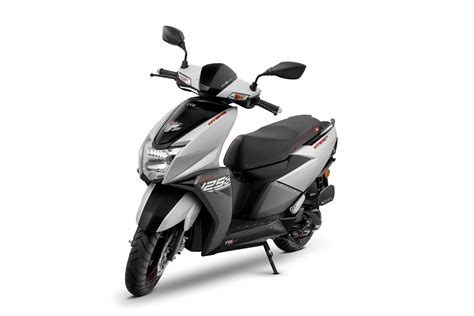 Honda Activa Bs Vs Tvs Ntorq Vs Yamaha Ray Zr Price Comparison