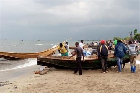 Lac Édouard 15 pêcheurs congolais sur 109 détenus en Ouganda libérés