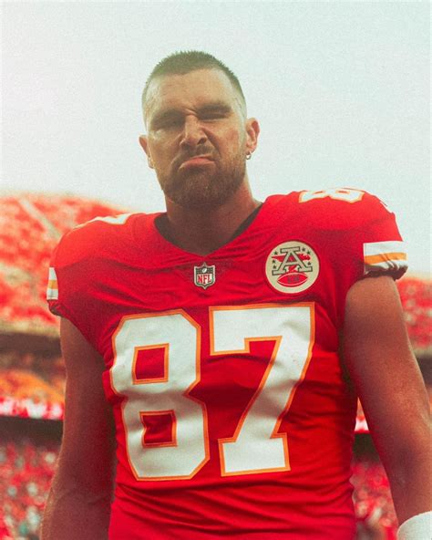 Chiefs Super Bowl Travis Kelce Just Beautiful Men Sport Football