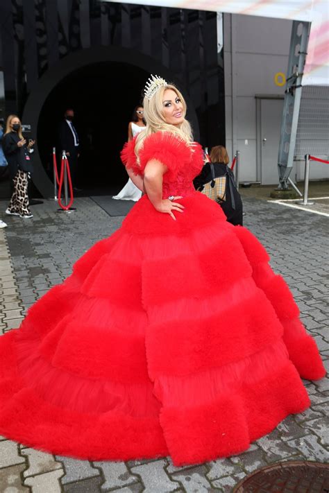 Dagmara Ka Mierska Wi Tuje Dzie Niepodleg O Ci W Bikini Na Mauritiusie