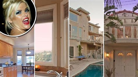 House Where "The Anna Nicole Show" Was Filmed Sold!