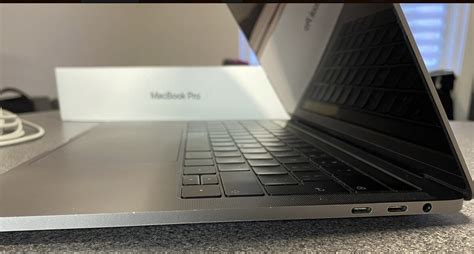 Macbook Pro 2018 S Touch Barem Apple Bazar