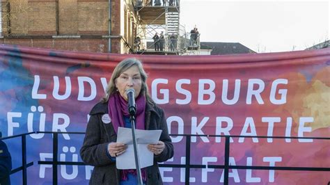 Rund 7000 Menschen Setzen Klares Zeichen Gegen Rechts