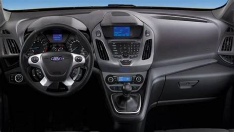 Ford Tourneo Connect 7 Listino Prezzi 2018 Consumi E Dimensioni