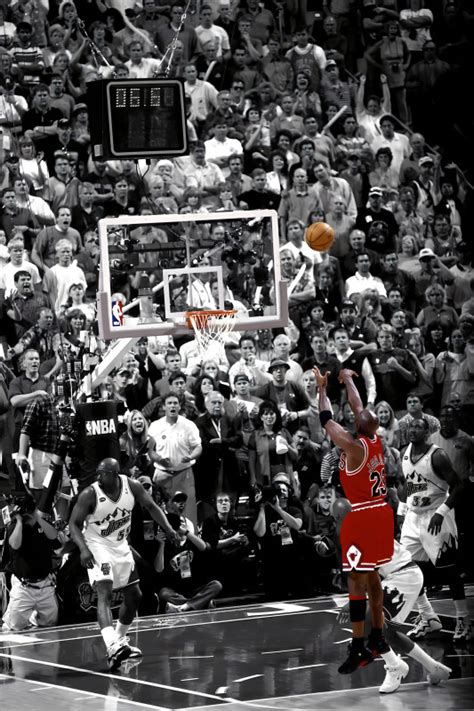 Michael Jordans Final Shot As A Bull Huge Wall Poster Golfbuzz