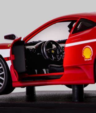 Mattel Hot Wheels Ferrari F Challenge Scala Rosso Motorsport Maranello Store