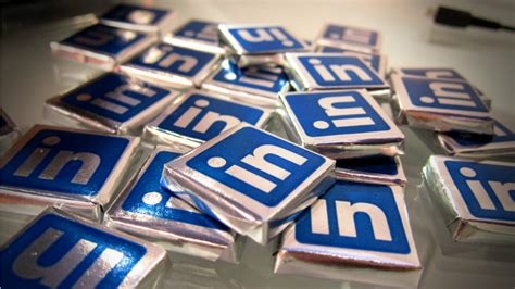 Microsoft Wins EU Approval For LinkedIn Buyout Euractiv