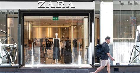 Zara Has Pulled An Ad Campaign After Critics Said It Resembled Images From The Israel Gaza War