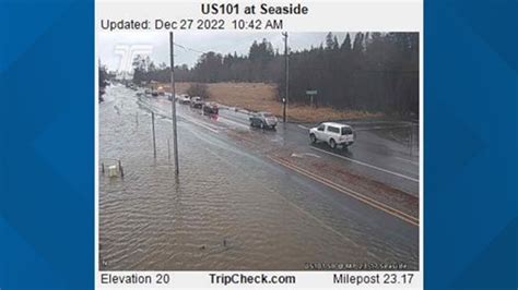 High Winds Waves And Flooding Slam The Oregon Coast