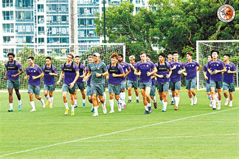 港足備戰國際賽 兩準入籍兵跟操 香港文匯報