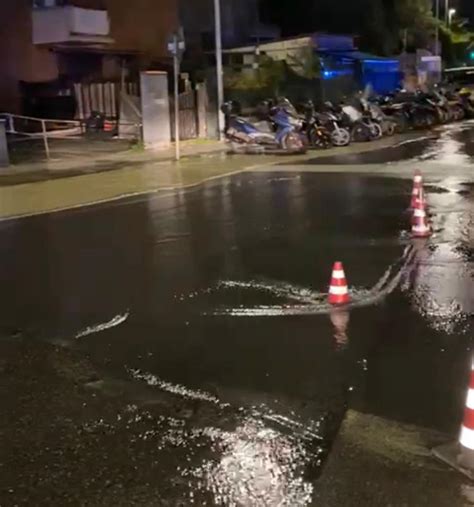 Roma Incidente Stradale Sullaurelia Morto Motociclista Di Anni