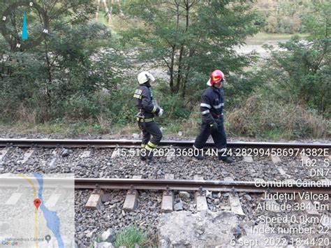 Foto Accident Pe Valea Oltului Un Tir Sc Pat De Sub Control A Intrat