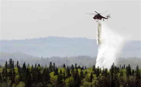 Declaran Estado De Emergencia A Canadá Por Incendios Evacuan A Ciudadanos