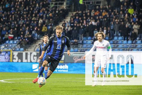 Pascal Sohm Sv Waldhof Mannheim In Aktion Im Spiel Gegen Sc Verl