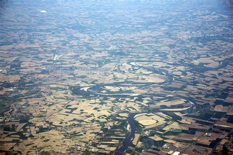 po river valley aerial landscape 18751293 Stock Photo at Vecteezy